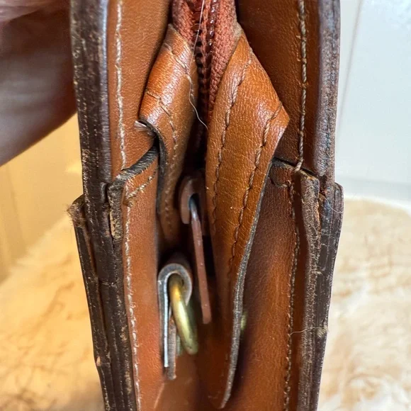 HARTMANN VINTAGE PORTFOLIO LEATHER EXECUTIVE STRUCTURED BRIEFCASE - Picture 11 of 14